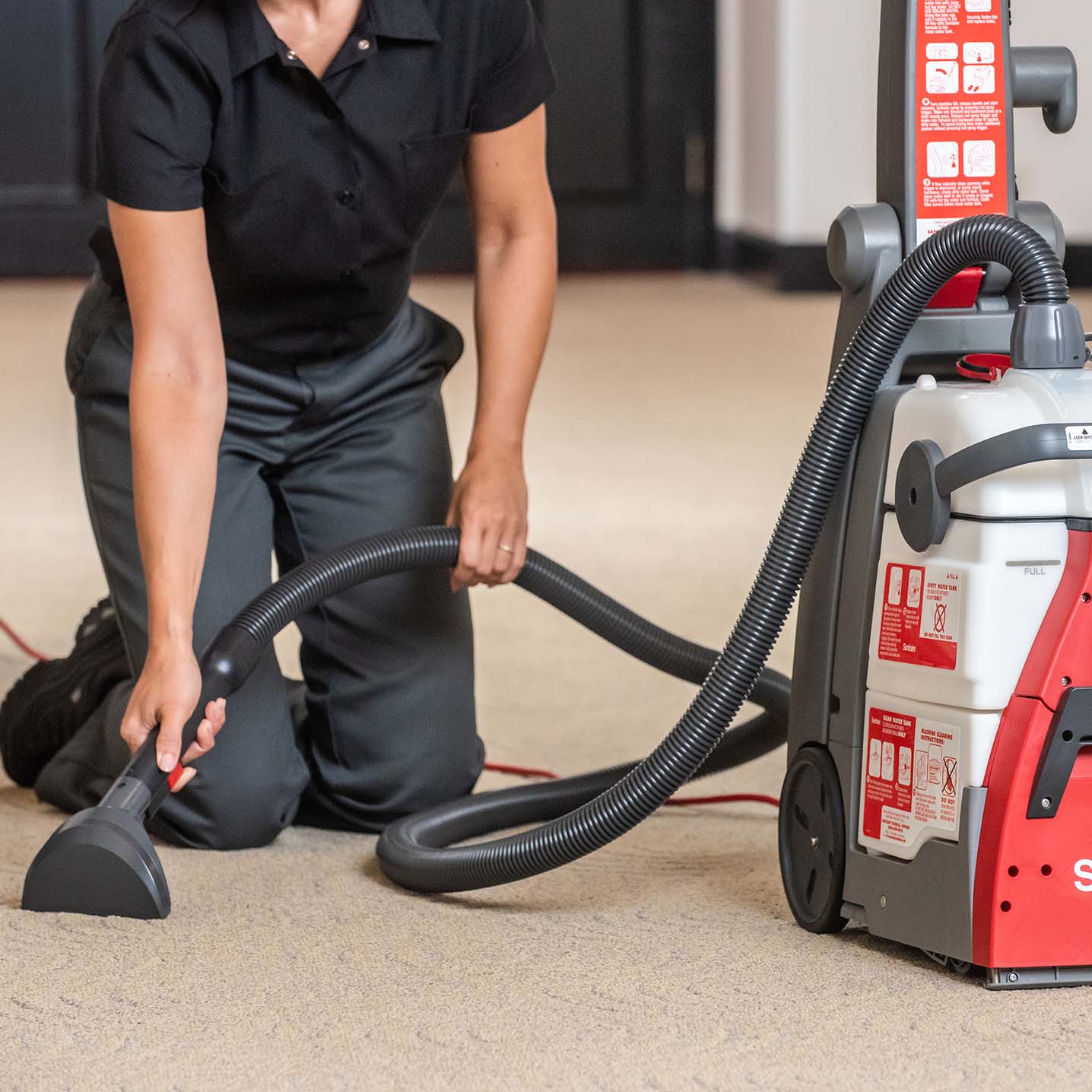 RESTORE™ Upright Carpet Extractor SC6100A - Image 3