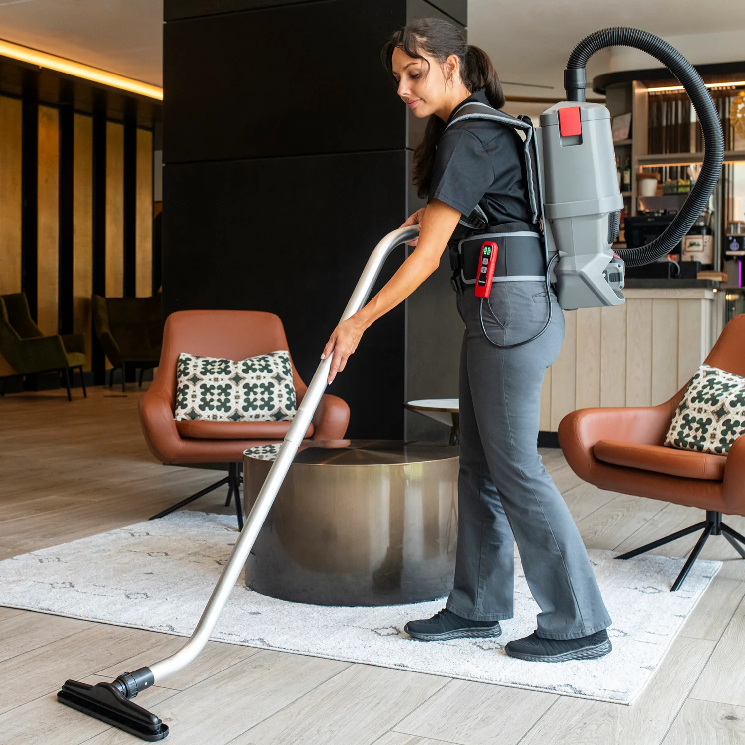TRANSPORT® Commercial Cordless Backpack Vacuum SC580A - Image 8